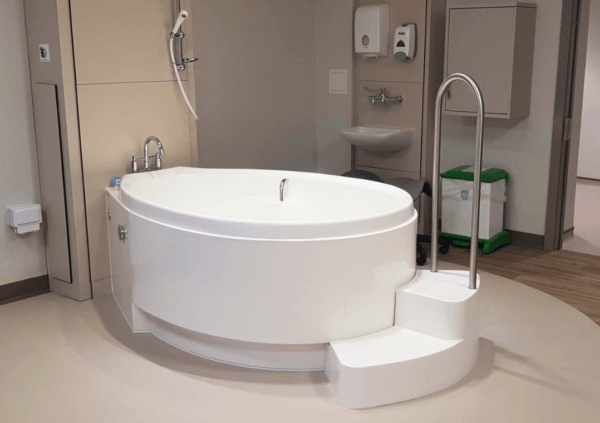 Oceanis Birth Pool